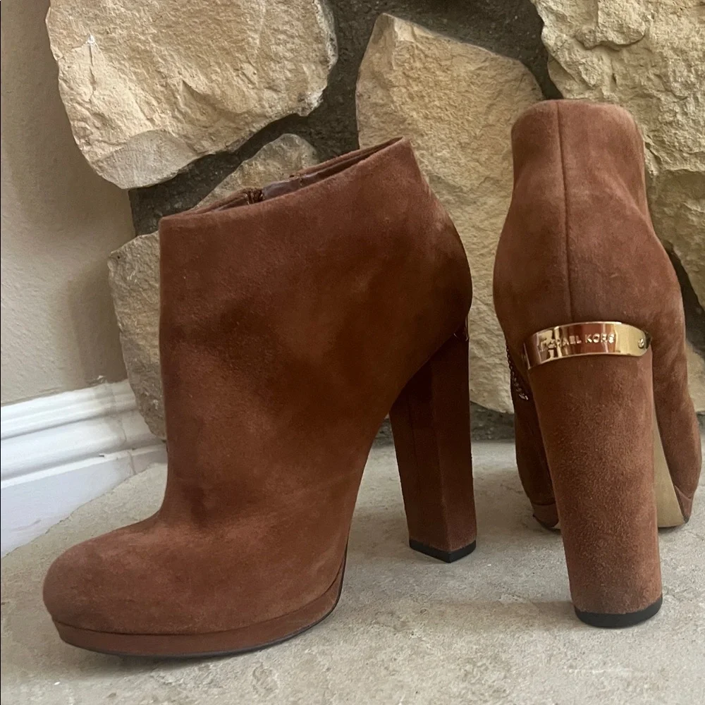 MICHAEL KORS Ankle Boots - Picture 2 of 8